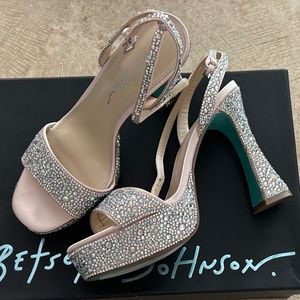 Betsey Johnson Blue Women's SB-Beth Heeled Sandal, Champagne, 6.5